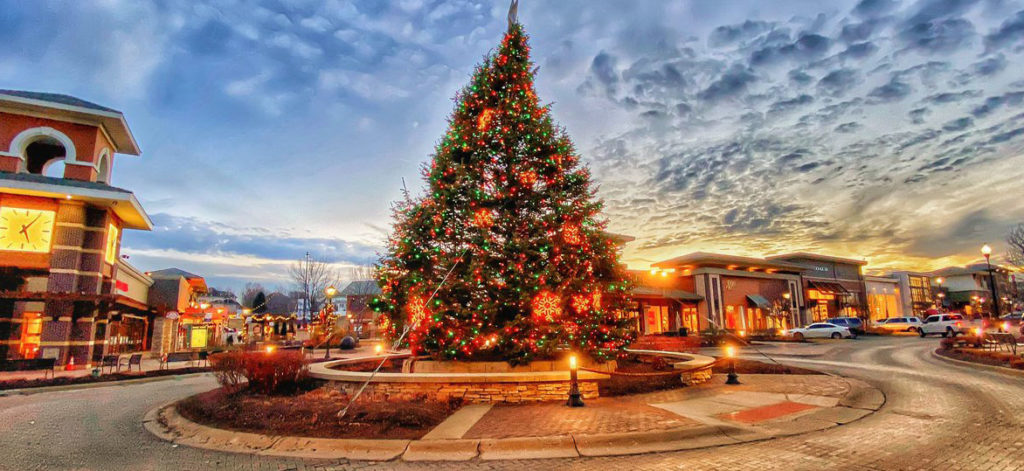 Christmas In The Village Omaha 2022 Press And Media - Village Pointe