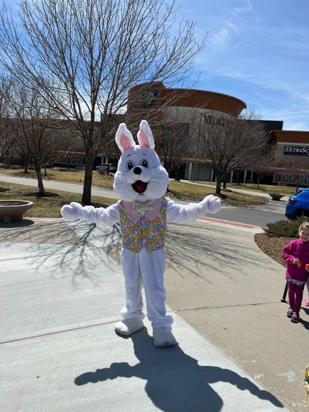 Visit the Easter Bunny at Village Pointe